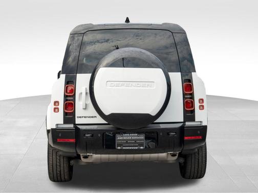 2025 Land Rover Defender P400 X-Dynamic SE