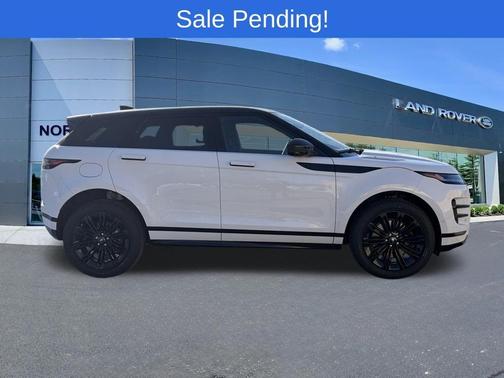 Fuji White 2026 Land Rover Range Rover Evoque Dynamic SE