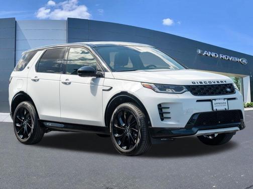 Fuji White 2024 Land Rover Discovery Sport Dynamic SE