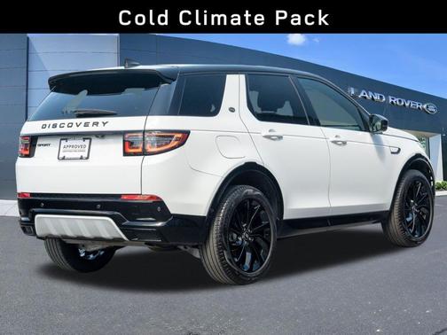 Fuji White 2024 Land Rover Discovery Sport Dynamic SE