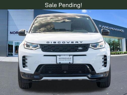 Fuji White 2024 Land Rover Discovery Sport Dynamic SE