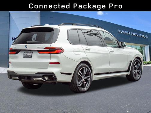 Mineral White Metallic 2023 BMW X7 xDrive40i