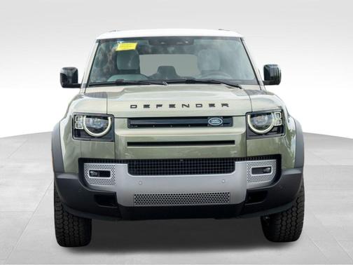 2025 Land Rover Defender P300