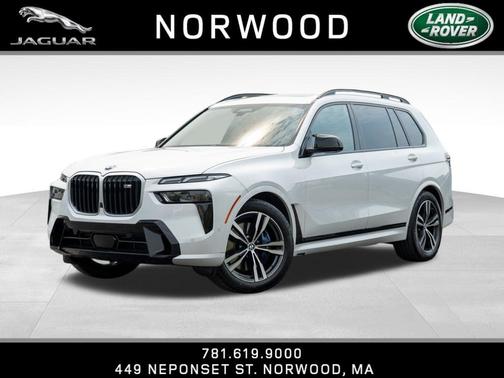 2023 BMW X7 M60i