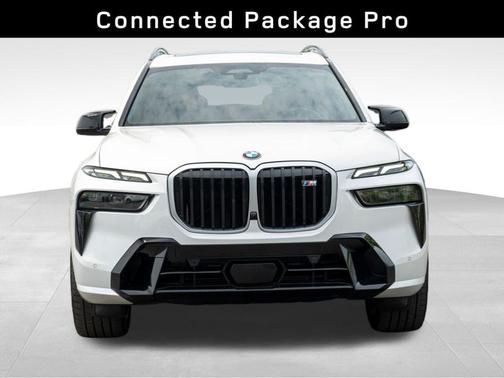 2023 BMW X7 M60i