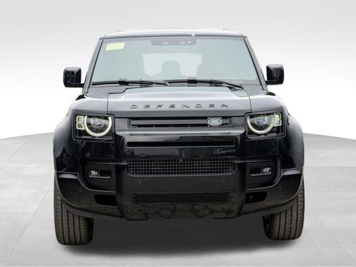 2025 Land Rover Defender P400 X