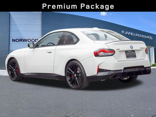 Alpine White 2024 BMW M240 i xDrive