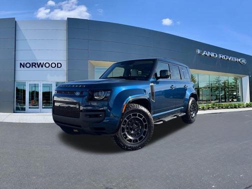 2026 Land Rover Defender V8