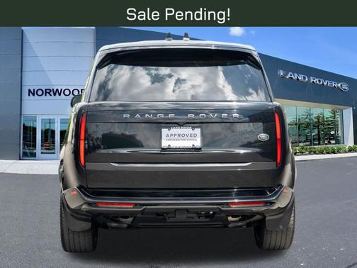 Santorini Black 2023 Land Rover Range Rover P530 SE