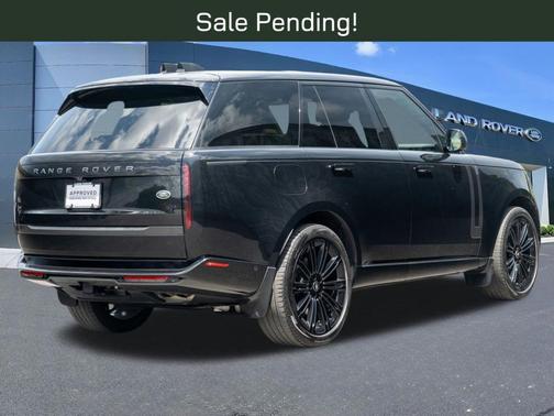 Santorini Black 2023 Land Rover Range Rover P530 SE