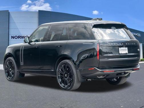 Santorini Black 2023 Land Rover Range Rover P530 SE