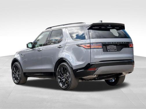 2025 Land Rover Discovery P300 Dynamic SE