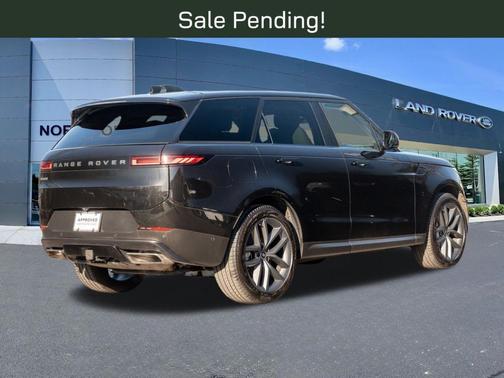 Santorini Black 2024 Land Rover Range Rover Sport SE