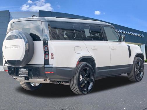 Borasco Grey 2026 Land Rover Defender P300 S