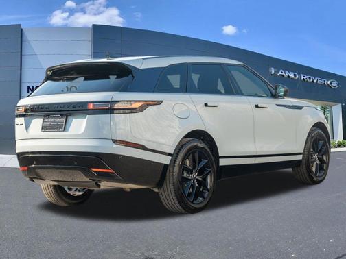 2026 Land Rover Range Rover Velar P250 Dynamic SE