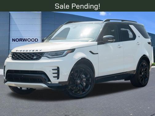 Fuji White 2025 Land Rover Discovery P300 Dynamic SE