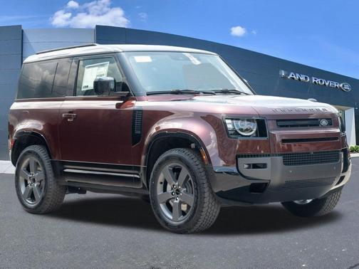 1ED 2026 Land Rover Defender X