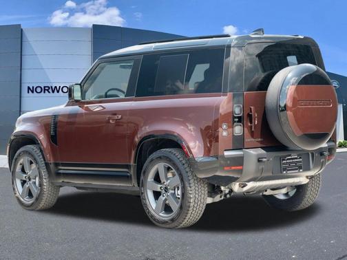 1ED 2026 Land Rover Defender X