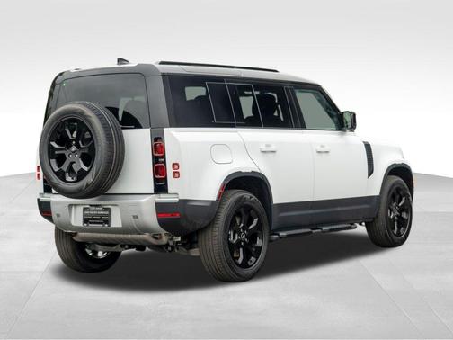 2025 Land Rover Defender P400 S