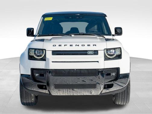 2025 Land Rover Defender P525 V8