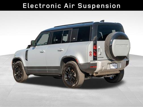 2024 Land Rover Defender P300