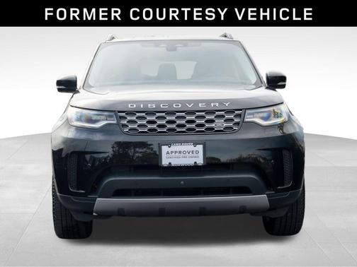 2024 Land Rover Discovery P300 S