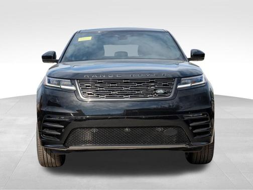2026 Land Rover Range Rover Velar Dynamic SE