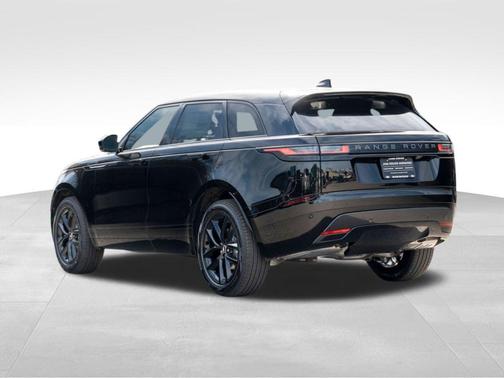 2026 Land Rover Range Rover Velar Dynamic SE