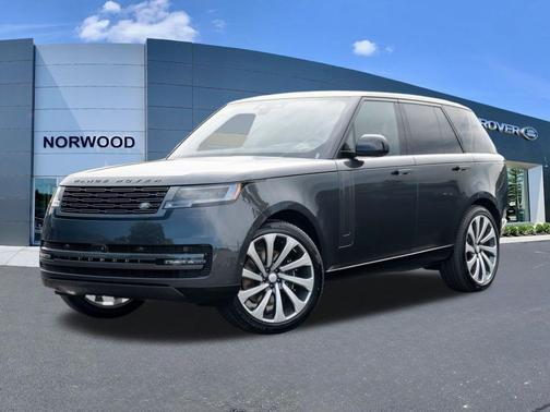 2025 Land Rover Range Rover P530 SE