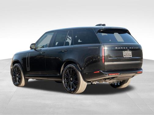 2025 Land Rover Range Rover P530 SE