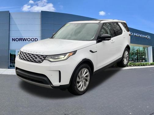 Fuji White 2025 Land Rover Discovery P300 S