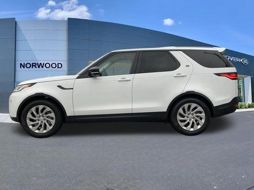 Fuji White 2025 Land Rover Discovery P300 S
