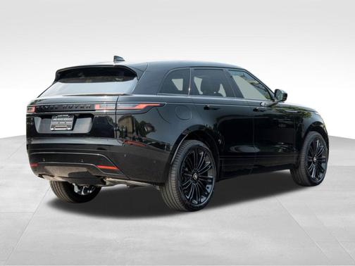 2026 Land Rover Range Rover Velar P400 Dynamic SE