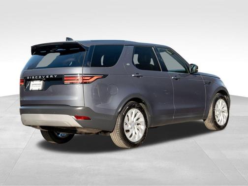 2025 Land Rover Discovery P300 S