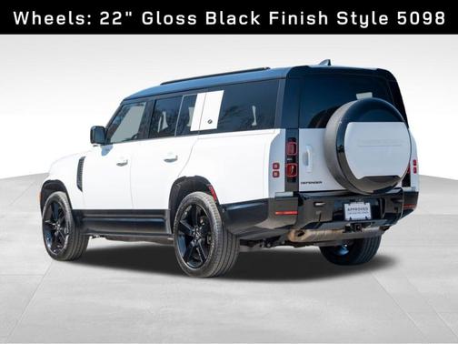 2024 Land Rover Defender P400 X-Dynamic SE