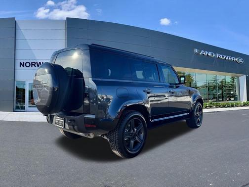 2026 Land Rover Defender P400 X-Dynamic SE