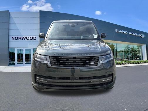 Belgravia Green 2026 Land Rover Range Rover P400 SE 7 Seat