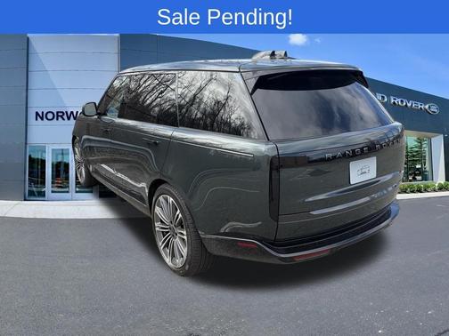 Belgravia Green 2026 Land Rover Range Rover P400 SE 7 Seat