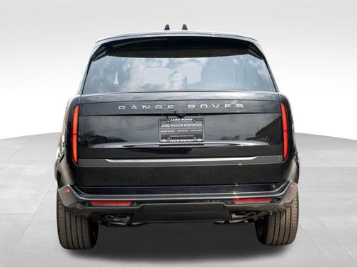 2025 Land Rover Range Rover P530 SE