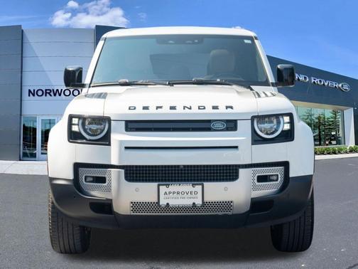 Fuji White 2023 Land Rover Defender 110 S