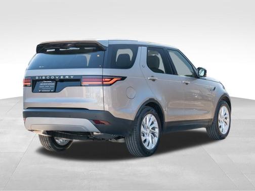 2025 Land Rover Discovery P300 S