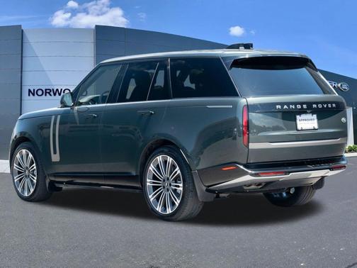 Belgravia Green 2023 Land Rover Range Rover P530 SE
