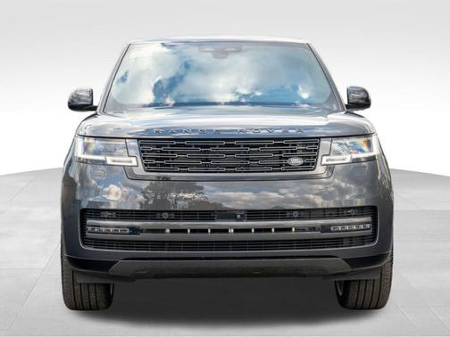 2025 Land Rover Range Rover P530 SE 7 Seat