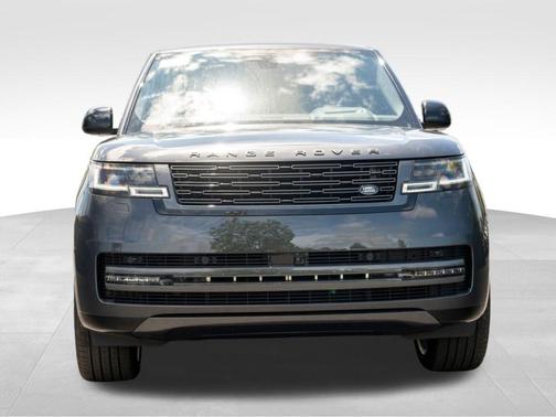 2025 Land Rover Range Rover P530 SE 7 Seat