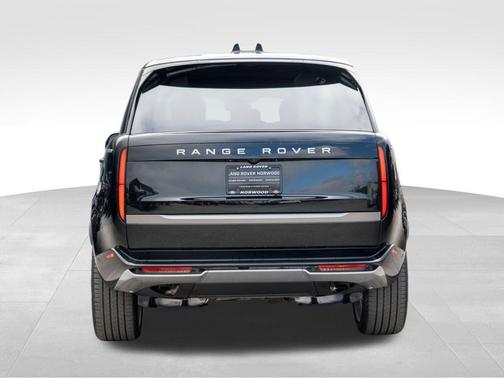 2025 Land Rover Range Rover P400 SE 7 Seat