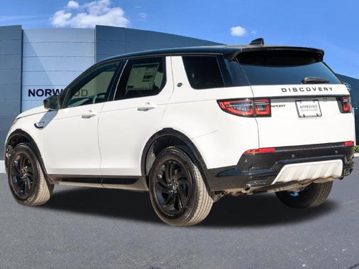 Fuji White 2026 Land Rover Discovery Sport LANDMARK