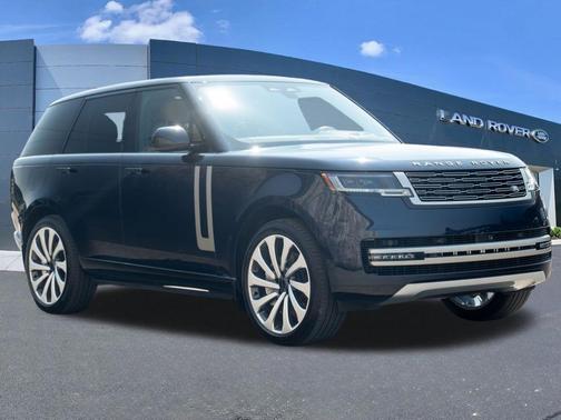 Constellation Blue Ultra Metallic Gloss 2026 Land Rover Range Rover P530 SE