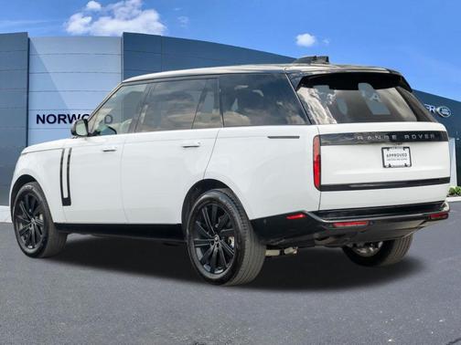 Fuji White 2025 Land Rover Range Rover P400 SE 7 Seat