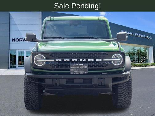 Eruption Green Metallic 2023 Ford Bronco Wildtrak