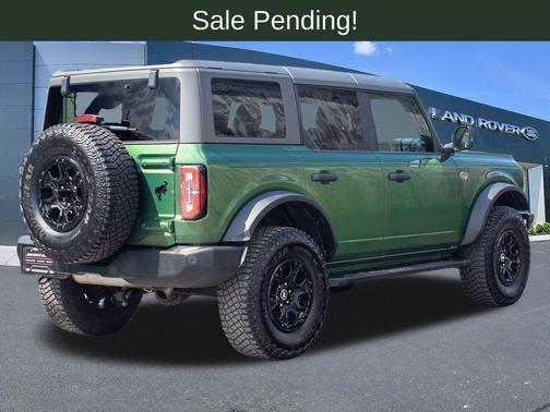 Eruption Green Metallic 2023 Ford Bronco Wildtrak